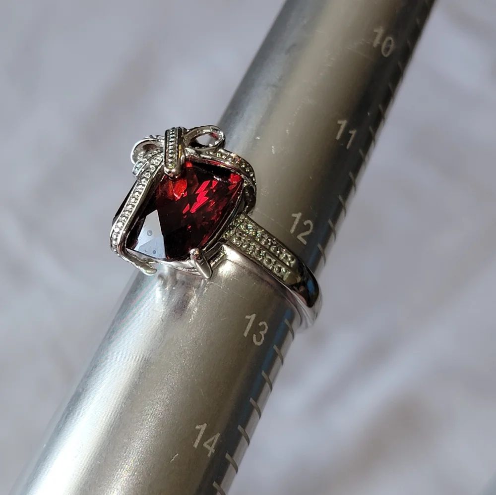 Gift Bow Garnet Simulated Gemstone Present Ring Silver Tone Christmas Holiday